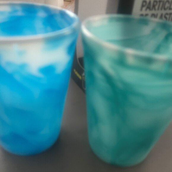 goSili reusable silicone Ocean Cups, straws and Ocean lids and straws bundle - Picture 11 of 15